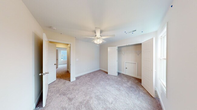 Building Photo - Modern Comfort Meets Everyday Convenience in Clarksville