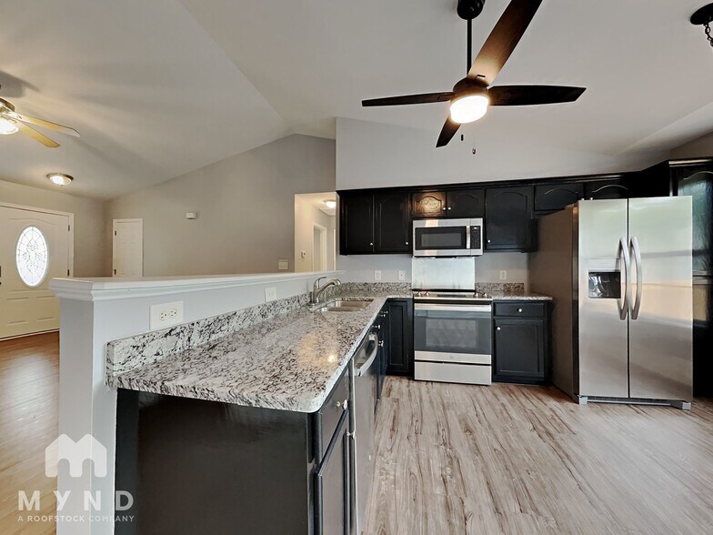 Building Photo - 2070 Brantley Creek Dr