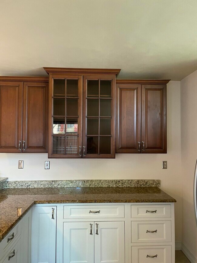 Building Photo - 22976 Oxford Pl