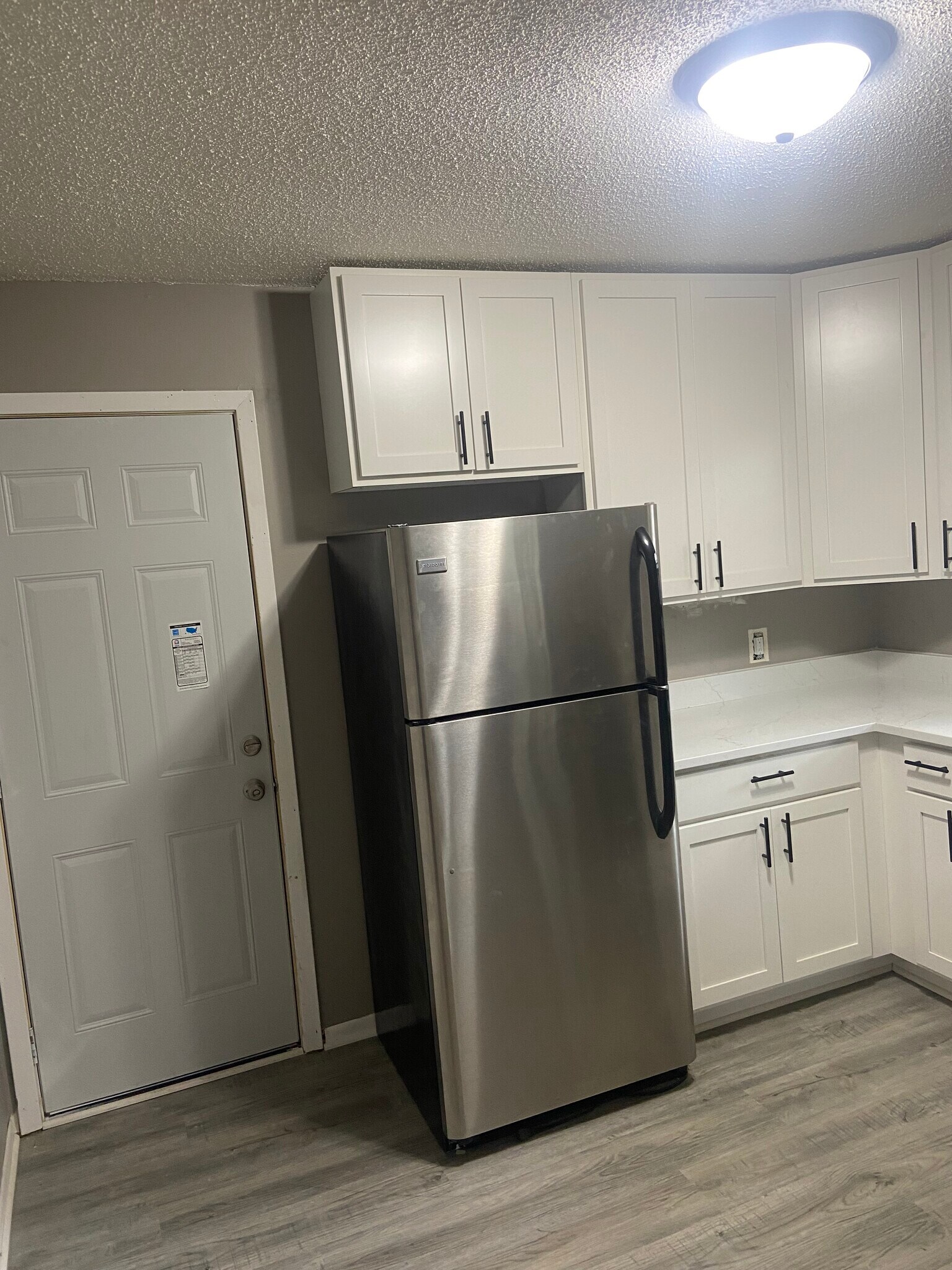 Building Photo - 332 Quincy St NE