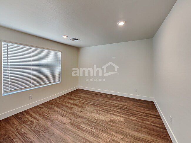 Building Photo - 21566 S 231st Way