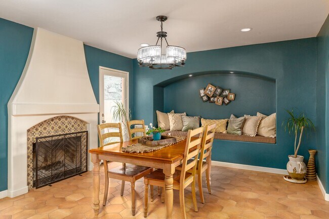 Building Photo - Remodeled Hilltop Home with a View
