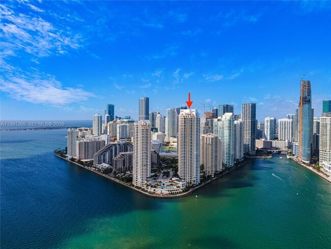 Building Photo - 848 Brickell Key Dr