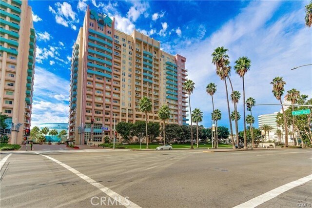 Building Photo - 388 E Ocean Blvd
