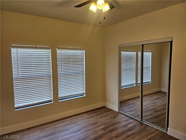 Building Photo - 8250 N Grand Canyon Dr