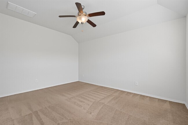 Building Photo - 23764 Via Maria Dr