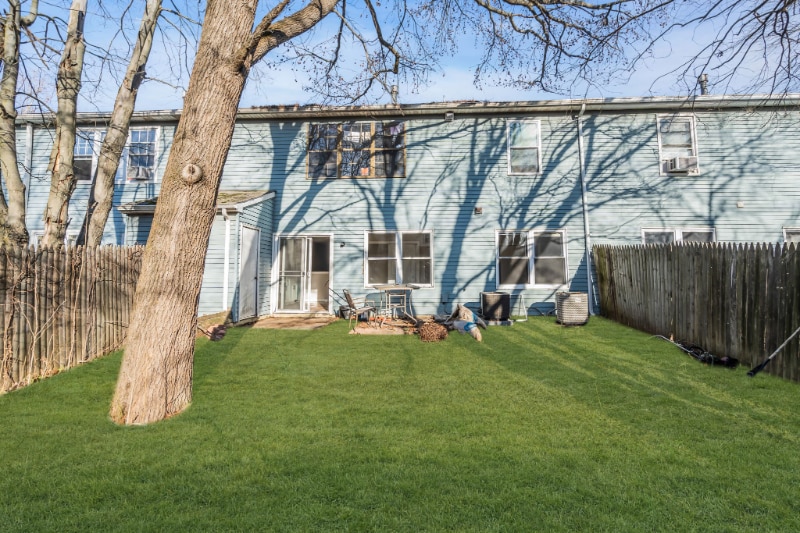 Building Photo - 5 Harrington Ln