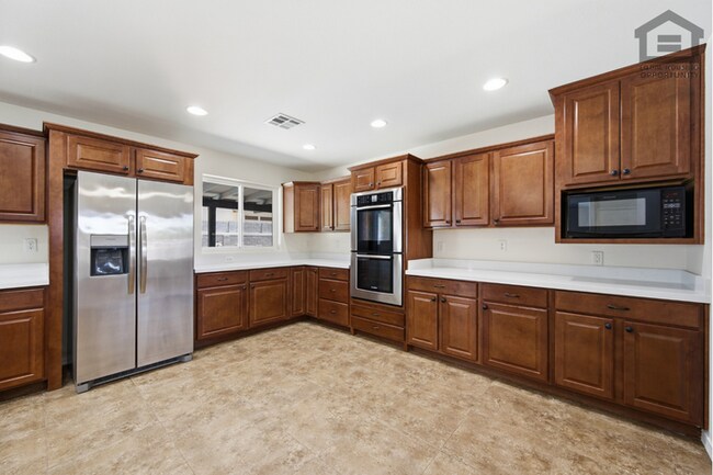 Building Photo - 4Bed/2Bath House at 59th Ave/Cactus Rd! Ready for Immediate Move-In! – NO HOA!