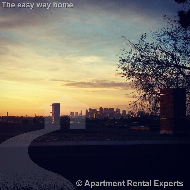 Building Photo - 358 Broadway