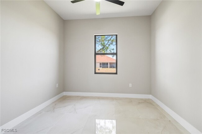 Building Photo - 2606 25th St SW