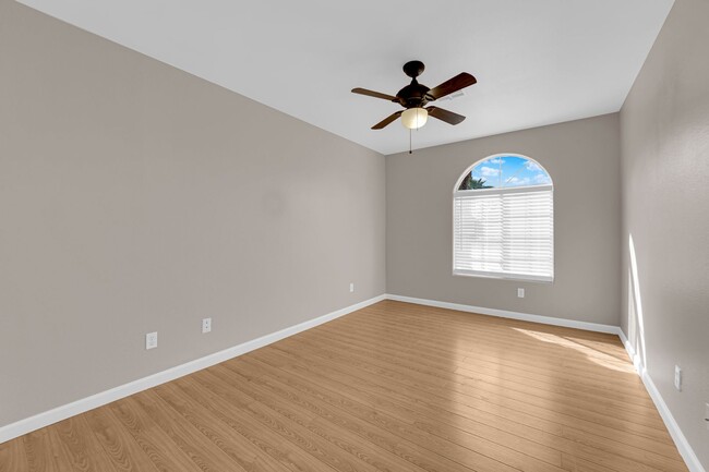 Building Photo - Single Story Guard-Gated Living with Golf Course Access