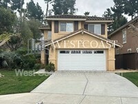 Building Photo - 820 Silver Dr