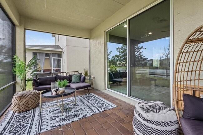 Building Photo - 1766 NW Cataluna Cir