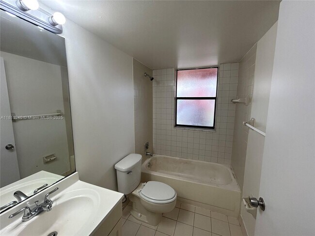 Building Photo - 5200 NW 31st Ave