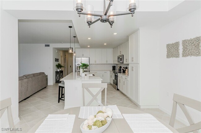 Building Photo - 5583 Double Eagle Cir
