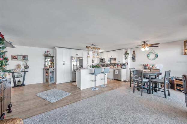 Building Photo - 7200 Sunshine Skyway Ln S