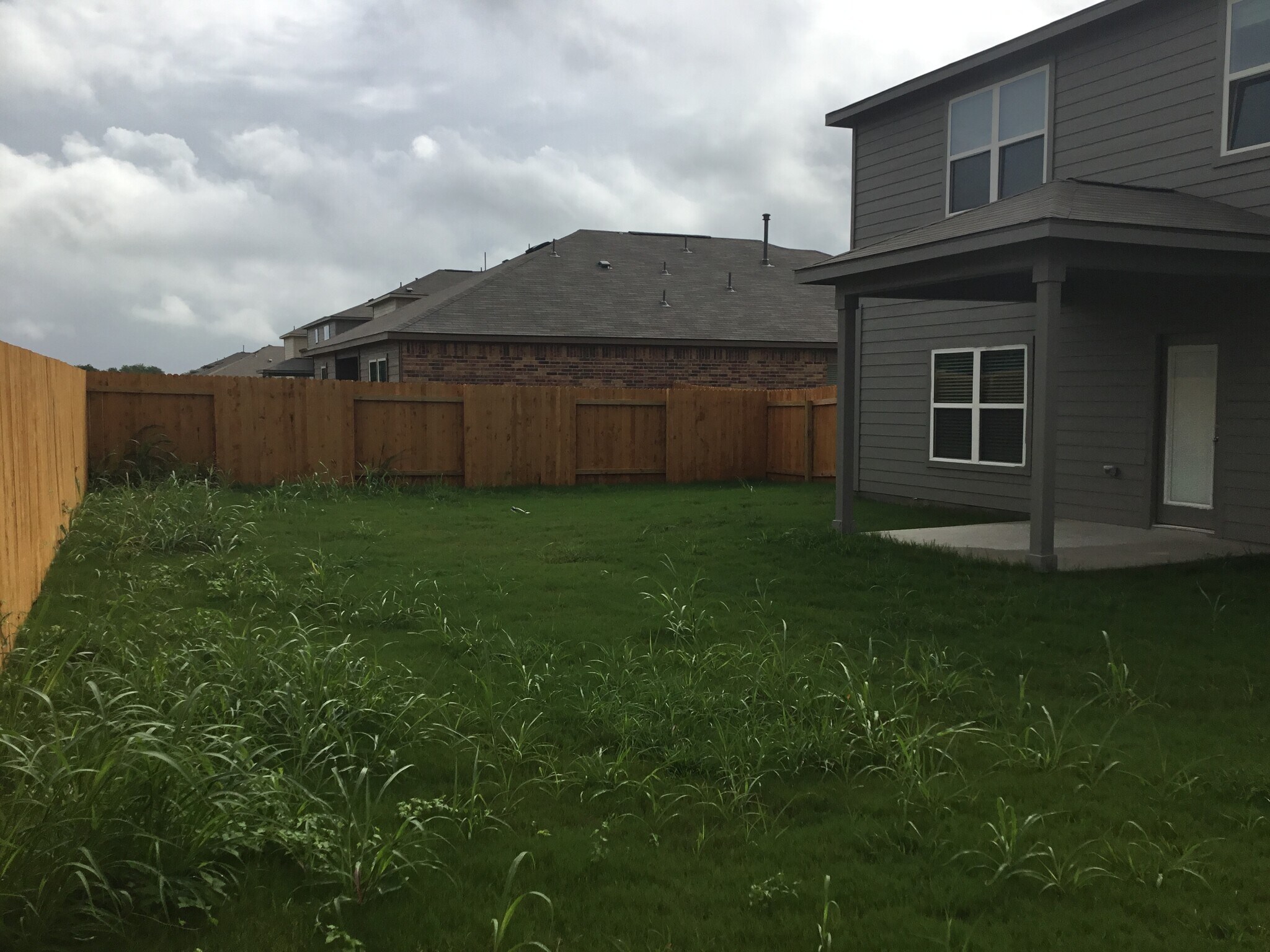 Building Photo - 1330 Treeta Trail