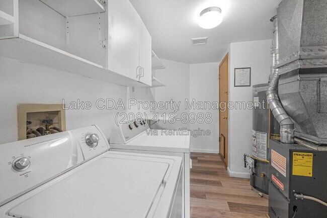 Building Photo - 3149 N 12th St