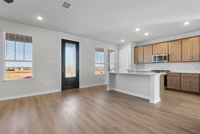 Building Photo - 241 Leeland Dr