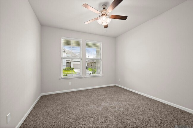 Building Photo - 4422 Mendocino Way