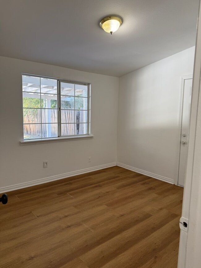 Building Photo - Charming 4-Bedroom Home for Rent in San Be...