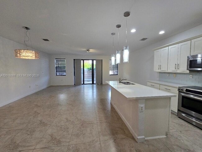 Building Photo - 5810 NW 104th Path