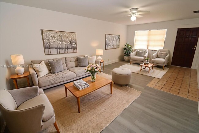 Primary Photo - 1206 N 22nd Ave