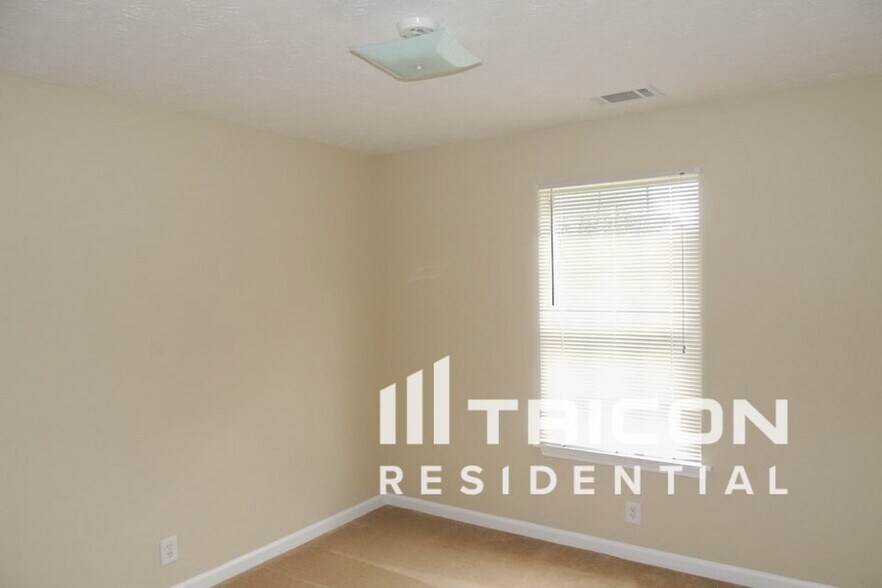 Building Photo - 87 Cypress Pl