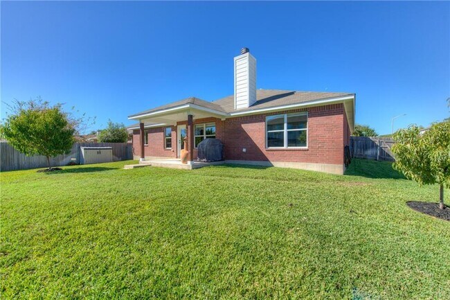 Building Photo - 2206 Brittway Ln