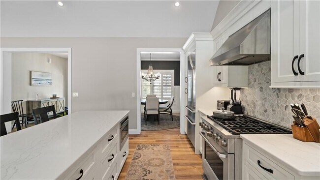 Building Photo - 1241 Saugatucket Rd