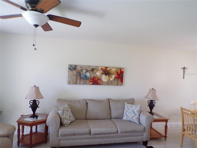 Building Photo - 1356 Rio De Janeiro Ave