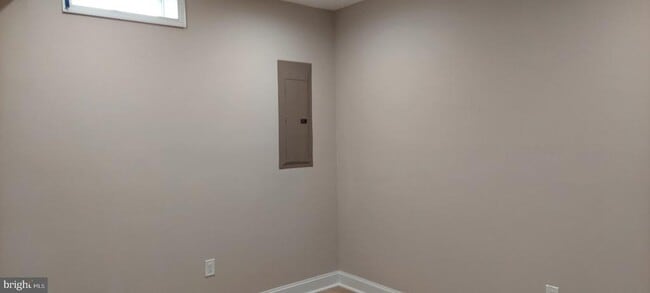 Building Photo - 9221 Clementine Ct