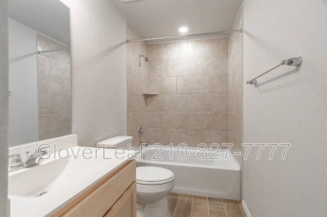 Building Photo - 238 Jaycen Ln