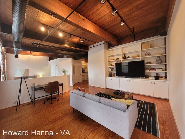 Building Photo - 1 br, 1 bath House - 230 W. Tazewell Stree...