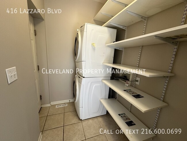 Building Photo - 416 Lazzaro Blvd