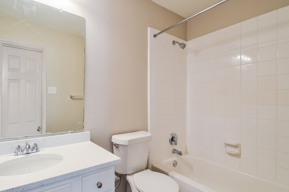 Building Photo - 1232 Wenatchee Dr