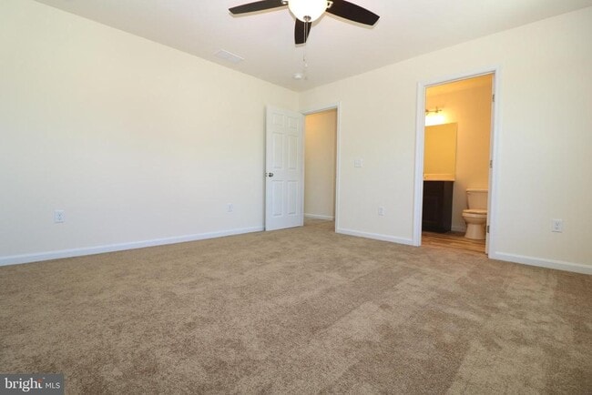 Building Photo - 72 Filbert Dr