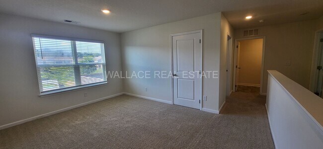 Building Photo - FIVE BEDROOM HOUSE IN FARRAGUT/HARDIN VALLEY AREA!!