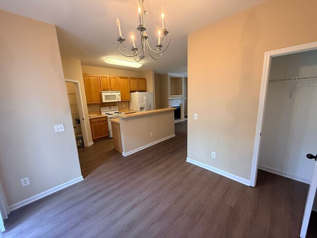 Building Photo - 1249 Liberty Bell Ct
