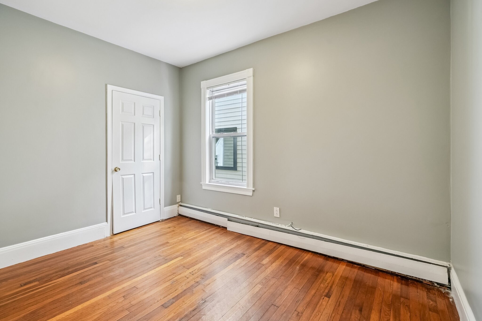 Building Photo - 62 Fuller St