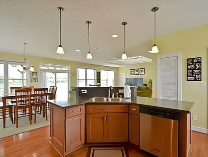 Building Photo - 50 Edmonds Cove Rd