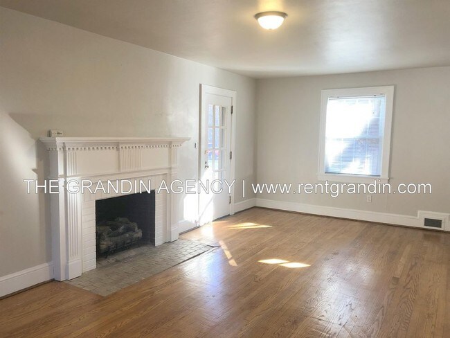 Building Photo - 1533 Brandon Avenue Southwest