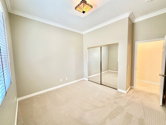 Building Photo - Beautiful Single-Level Custom Home with Serene Backyard Space in the Lovely Peppertree Park Commu...