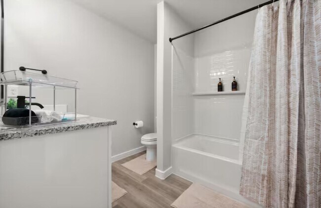 Building Photo - Bring your suit case, we’ll handle the rest! Fully furnished in Upland West!