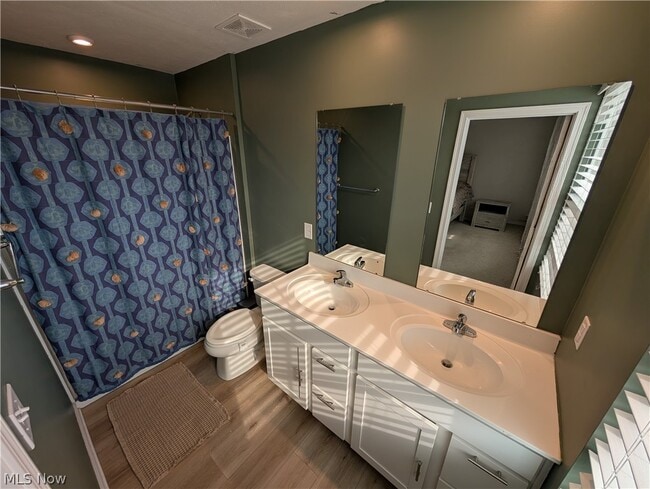 Building Photo - 4500 Bellow Dr