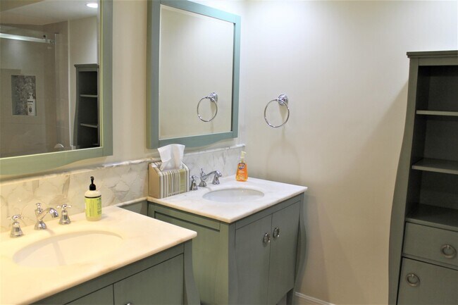 Building Photo - 1209 Ocean Dunes Cir