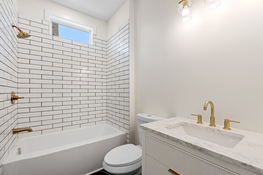 Building Photo - 50 Orr St