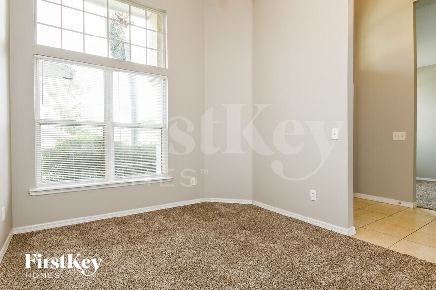 Building Photo - 1012 Ginger Spice Ln