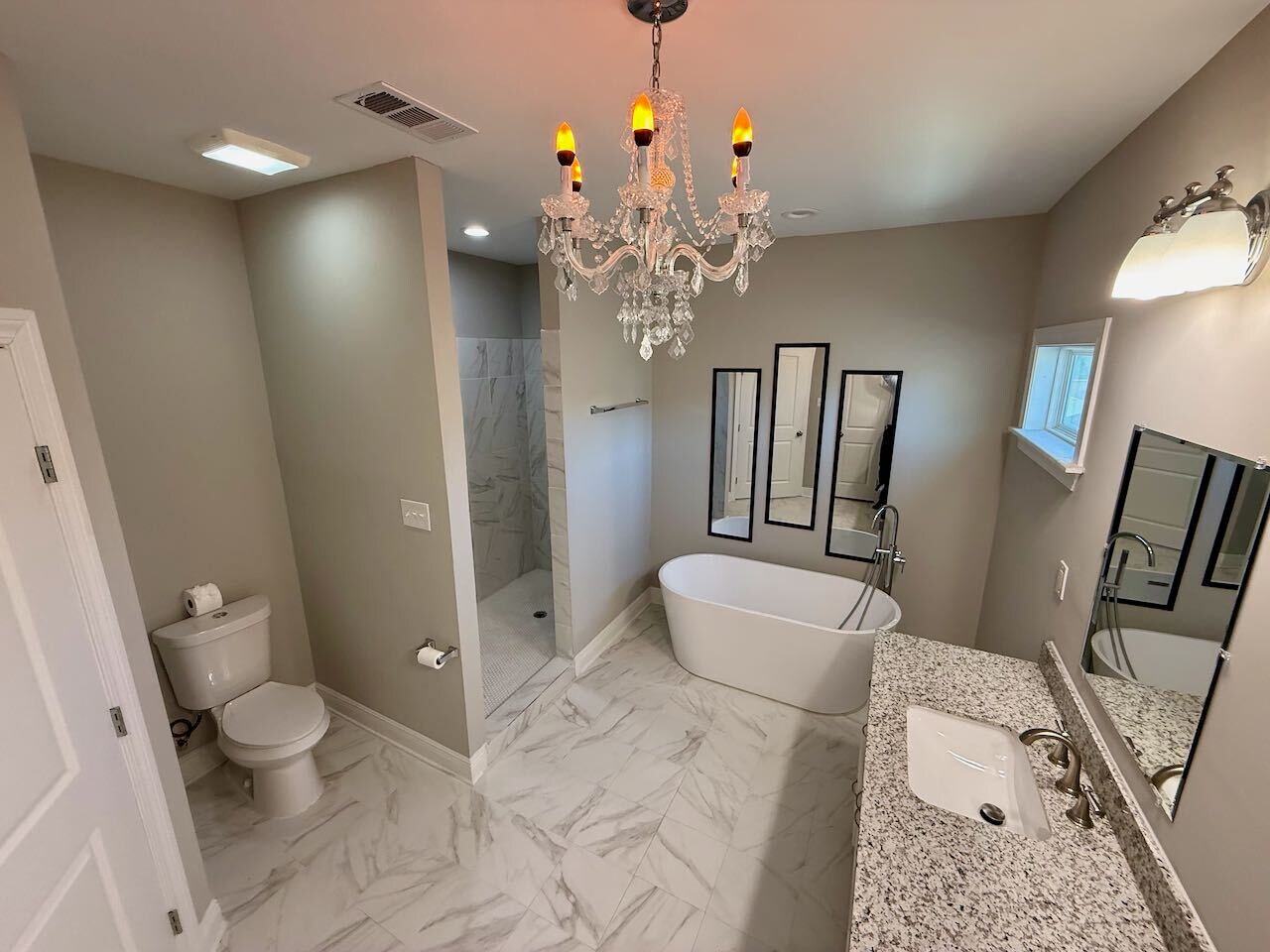 Building Photo - 1426 Elysian Fields Ave