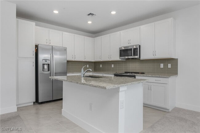 Building Photo - 26410 Coco Cay Cir